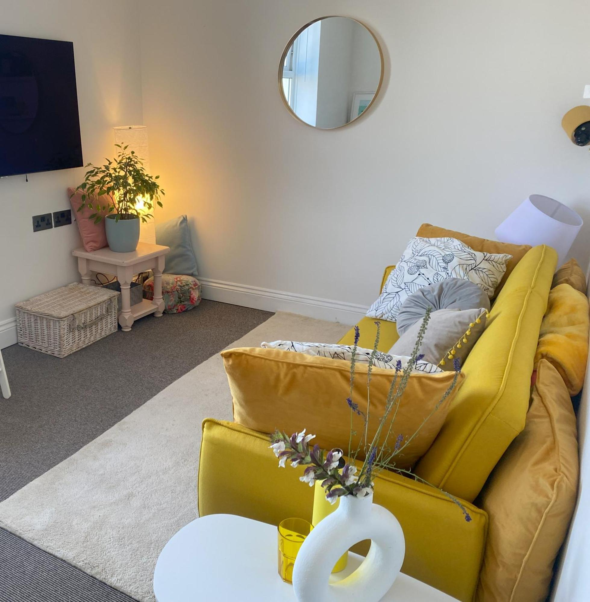 Solent Apartments Portsmouth Esterno foto