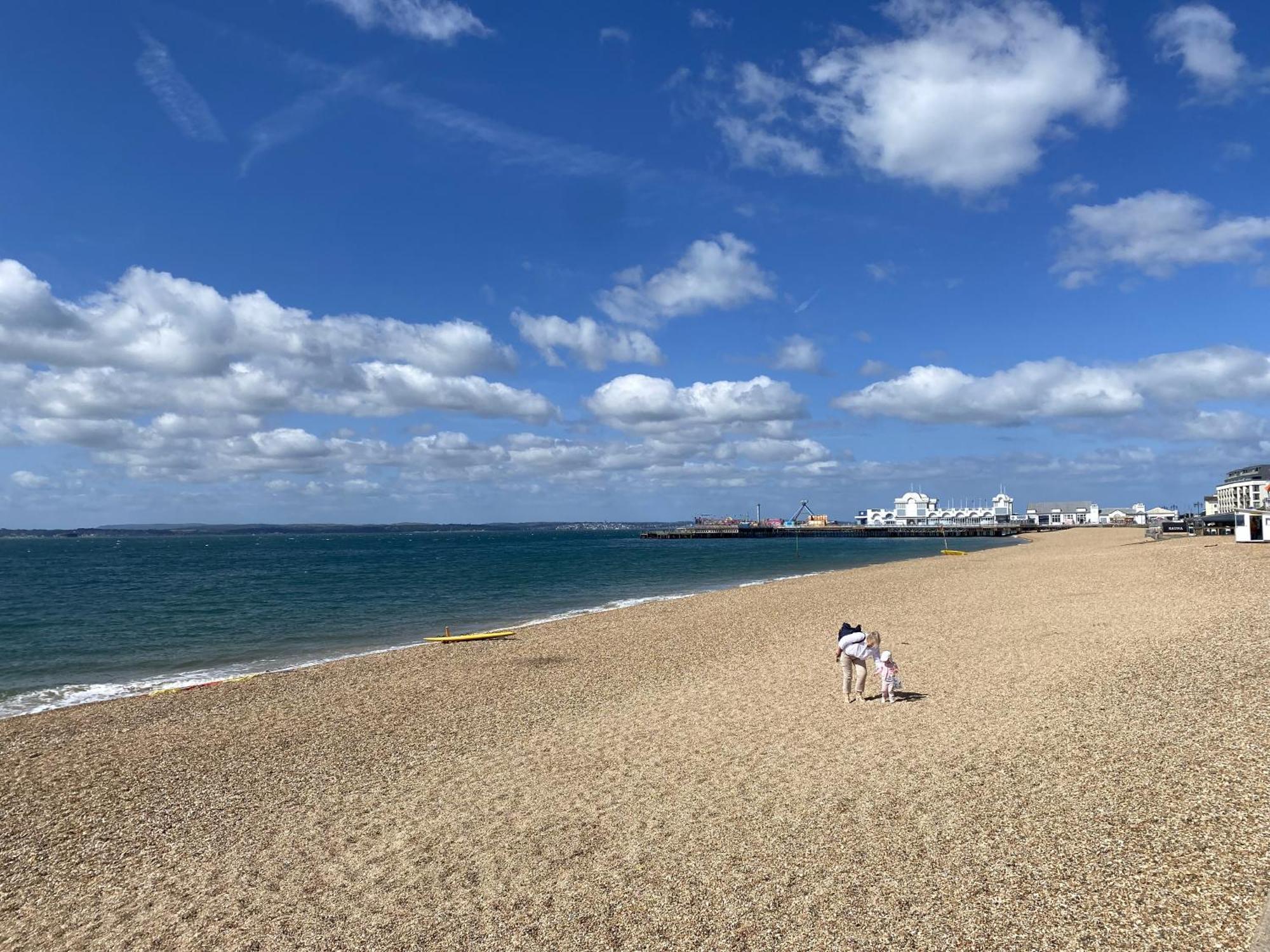 Solent Apartments Portsmouth Esterno foto